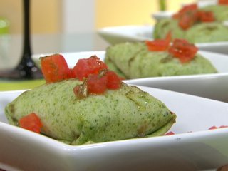 Crepes de espinaca con crema de hierbas | Silvia Valdemoros