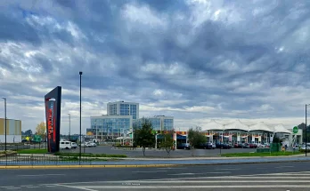 Centro Comercial Puertas de Chicureo