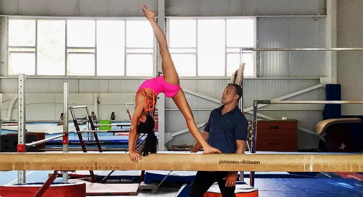 Gimnasia Yoel Gutierrez