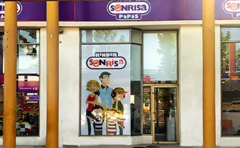 Kinder Sonrisa