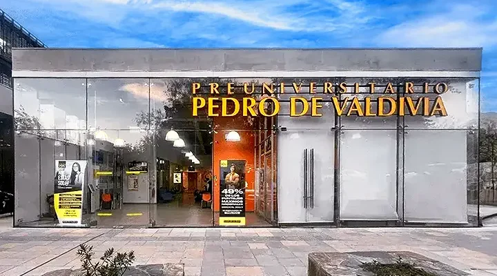 Preuniversitario Pedro de Valdivia en Piedra Roja